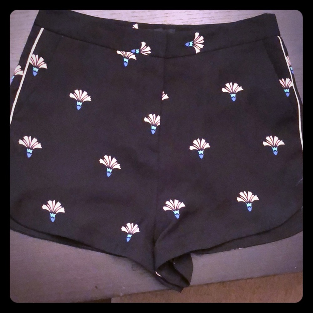 Top shop shorts